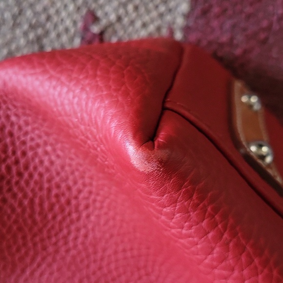 *Host Pick 4/20/25* Dooney & Bourke Kendall Leather Bucket/Crossbody Bag - Red - Picture 5 of 9